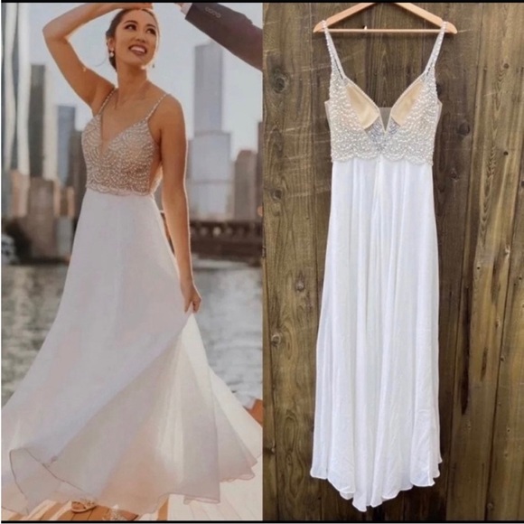 White True Love Beaded Rhinestone Wedding Gown 🌿 - Picture 10 of 12